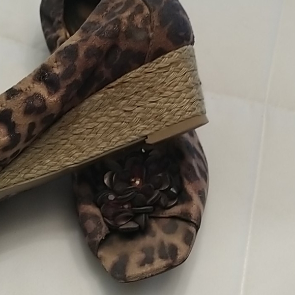 Ann Klein - Picture 2 of 4